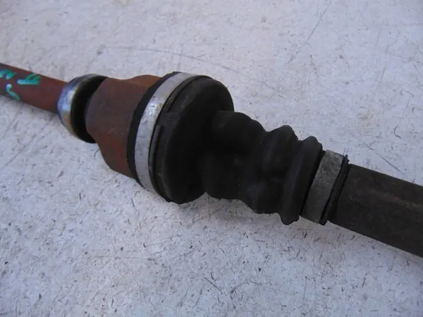 ARBRE DE TRANSMISSION DROIT PEUGEOT PARTNER II TEPEE 1.6 image 4