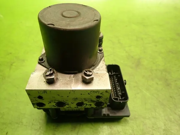 Pompe ABS OEM 9666542880 pour Citroen C5 III 2.0 HDI image 2