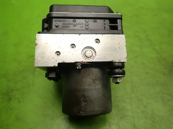 Pompe ABS OEM 9666542880 pour Citroen C5 III 2.0 HDI image 4