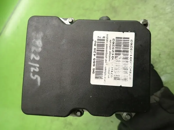 Pompe ABS OEM 9666542880 pour Citroen C5 III 2.0 HDI image 8
