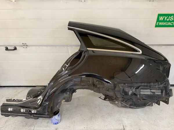 OEM BŁOTNIK LEWY POSZYCIE TYLNE ĆWIARTKA CLS X218 W218 KOMBI SHOOTING BRAKE 197 - Vasen Takasivu image 2