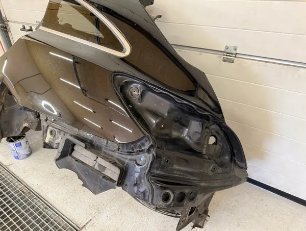 OEM BŁOTNIK LEWY POSZYCIE TYLNE ĆWIARTKA CLS X218 W218 KOMBI SHOOTING BRAKE 197 - Vasen Takasivu image 3