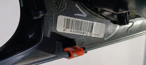 Dodge Challenger 2017 Instrumentbräda Dekor OEM 5LE10XSBAD image 10