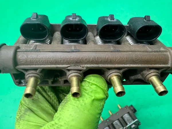 Injecteurs de gaz LPG + rail STAG AC W02-4 image 7