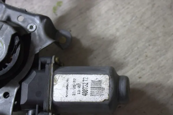 Mecanismo de janela dianteira direita Renault Clio II image 2