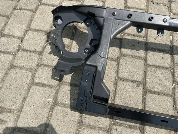 Renfort de calandre avant OEM JK-55077976AA Jeep Wrangler JK image 3