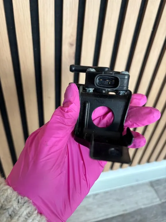 Sensor de pressão DPF Toyota Corolla Verso II 2.2 D-CAT image 2