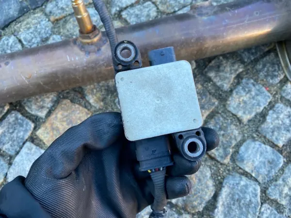 Mercedes Uitlaat Demper Katalysator OEM 4704900900 image 5
