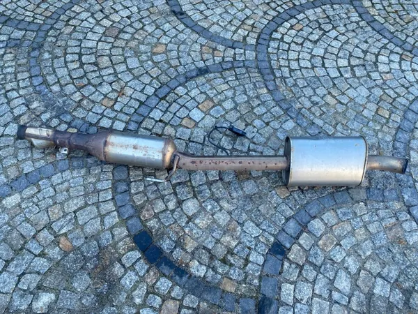 Mercedes Uitlaat Demper Katalysator OEM 4704900900 image 7