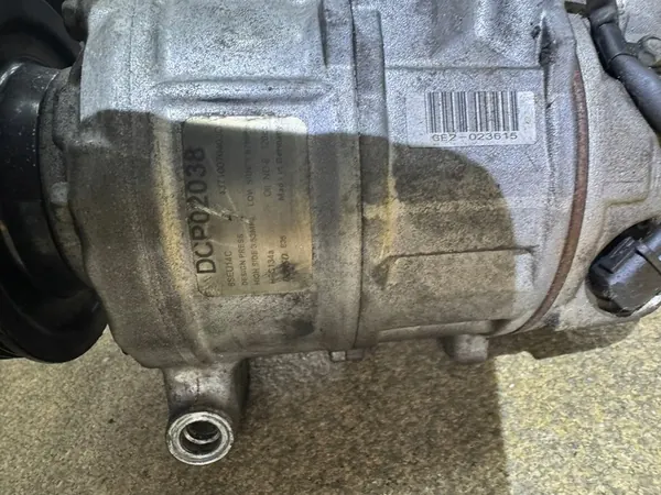 Compresseur AC Audi A4 B6 B7 DENSO DCP02038 6SEU14C image 3