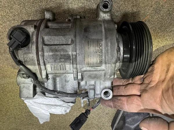 Compresseur AC Audi A4 B6 B7 DENSO DCP02038 6SEU14C image 5