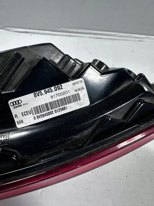 A3 8V Sedán Luz Trasera Derecha LED 8V5945092 image 5