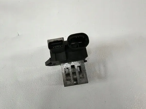 RENAULT CLIO 4 IV 0.9 TCE Fläktmotstånd 255505343R image 3