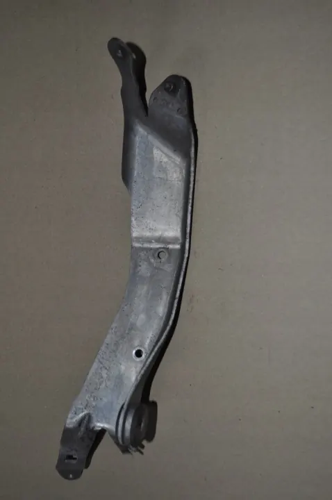 Audi A2 Webasto-fäste OEM 8Z0265335 - Begagnad image 2