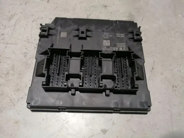 Module Confort VW OEM 3AA937087Q pour Passat B7 Alltrack image 2