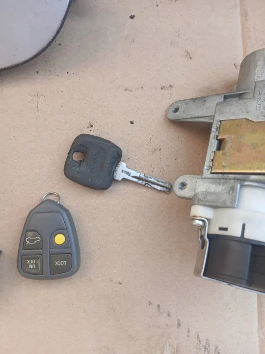 Serrures de Contact OEM pour Volvo V70 II S60 I image 6