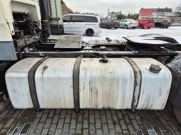 Réservoir de carburant complet 200x68x63 DAF XF 105 image 2
