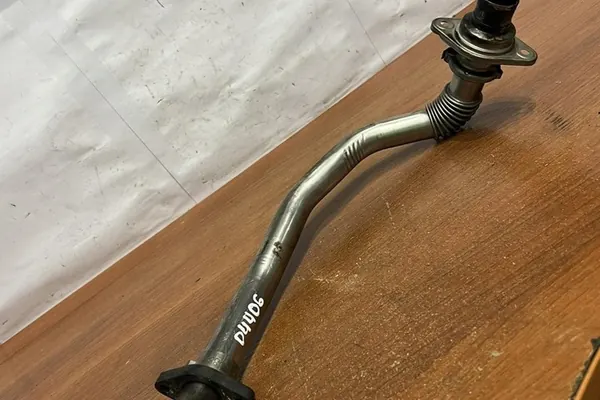 Ford Focus C-Max 2.0L Bensiini Osat 9652264880 image 3