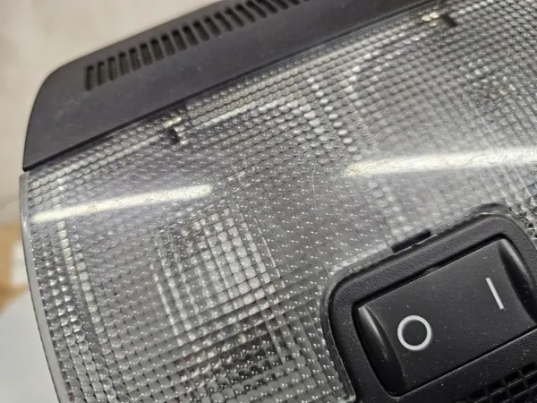 Seat Exeo Hytti Valo OEM 8e0947135BG - Käytetty image 7
