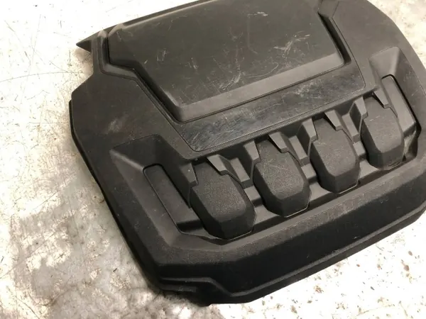 Moottorikansi OEM 06K103935AH VW Skodalle image 3