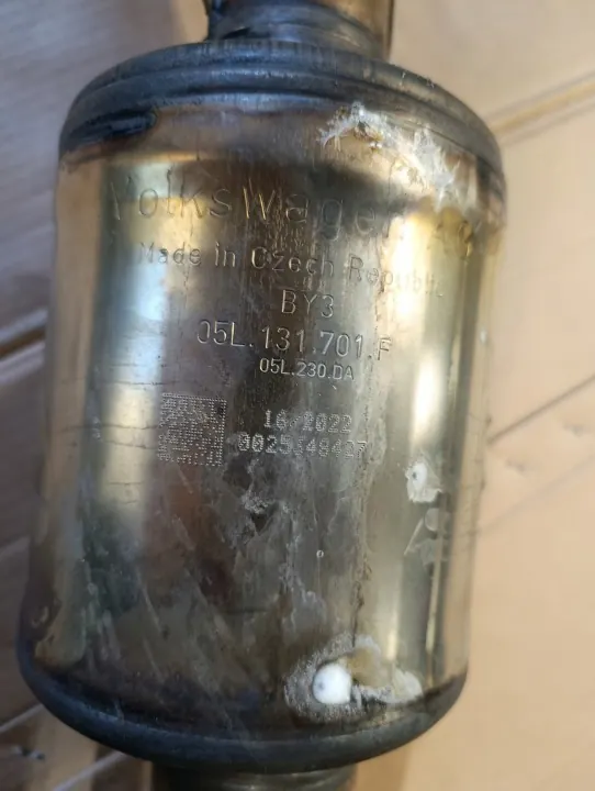 Catalyseur DPF VW Golf VIII 2.0 TDI OEM 05L131701F/G image 4
