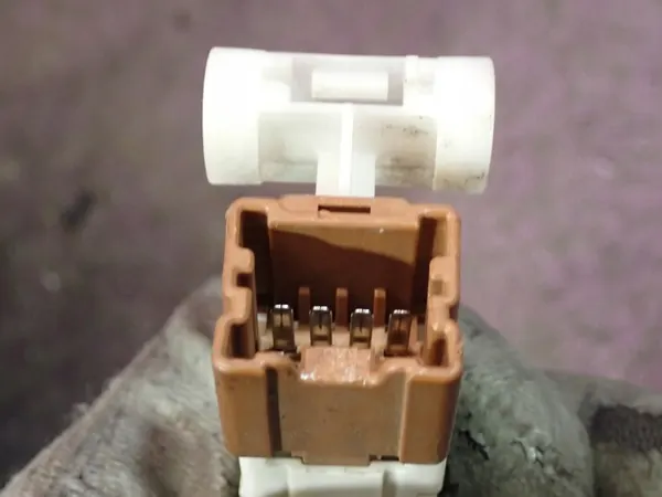 Nissan Tiida I HB 5D Luz Trasera Izquierda 26555EM01A image 10