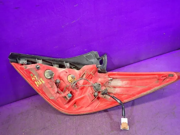 Nissan Tiida I HB 5D Luz Trasera Izquierda 26555EM01A image 3