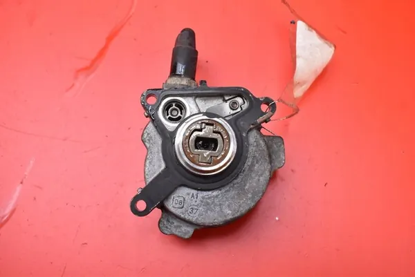 Imupumppu 03H145100C Skoda Superb II 3.6 FSI 2008-2013 image 6