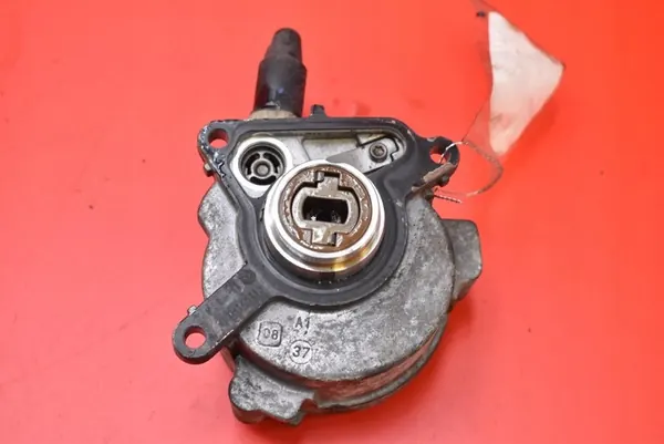 Imupumppu 03H145100C Skoda Superb II 3.6 FSI 2008-2013 image 7