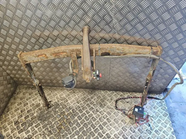 Ford Mondeo MK IV trekhaakset OEM 1702170 image 5