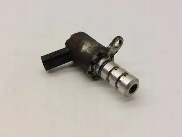 Válvula de control del árbol de levas Audi A5 OEM 06H115243F image 3