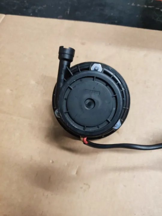 Pompe à air secondaire OEM 07P906601 Audi VW image 8