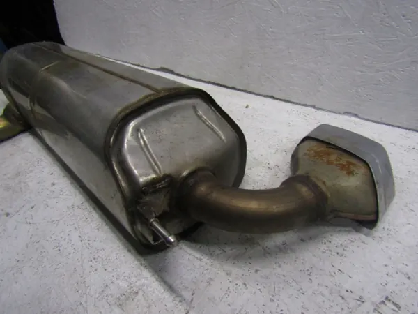 BMW OE 8637728 complete uitlaatdemper voor 5-serie G30/G31 image 10