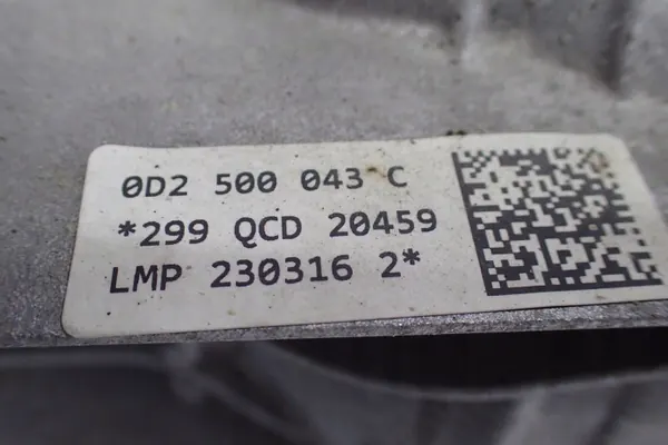 Audi Q7 Bakaxel differential OEM 0D2500043 - Begagnad image 5