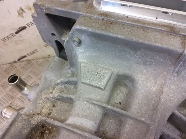 Nissan Leaf II elmotor OEM 4238027 - Begagnad image 8
