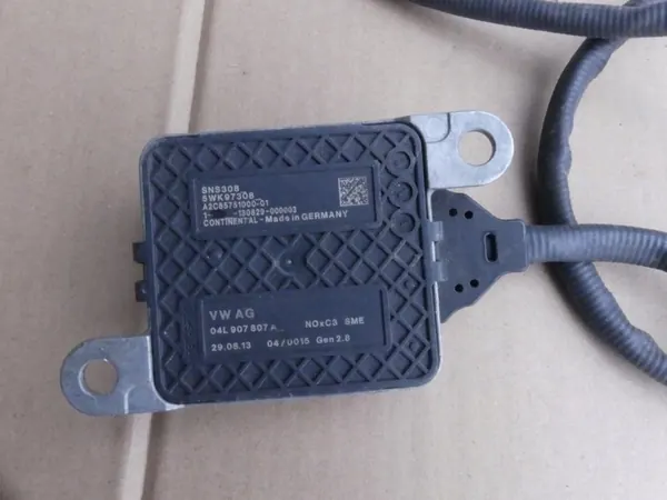 NOx-anturi OEM 04L907807A VW Golf 7 2.0 TDi:lle image 3
