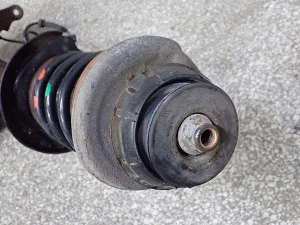 OEM 543023390R Rechter Stuurdemper voor Dacia Lodgy image 3