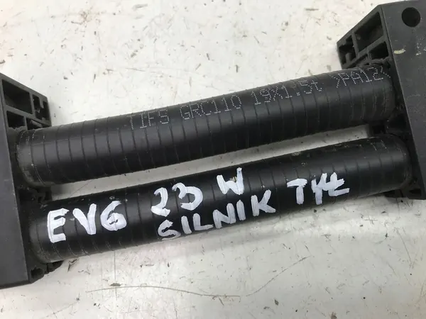 KIA EV6 2023 Manguera de Agua Trasera image 4