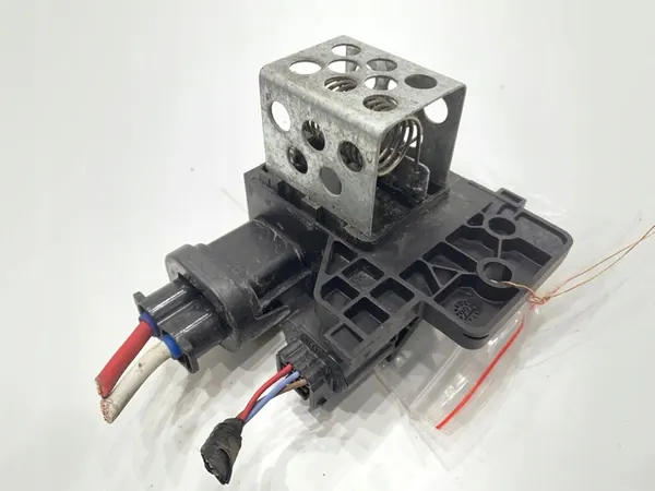 Module de Ventilateur Renault Clio V 1.6 94CV 255503792R image 2