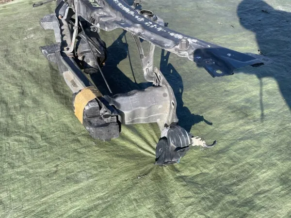 Framstötfångarförstärkning OEM TOBI317 Alfa 159 image 4