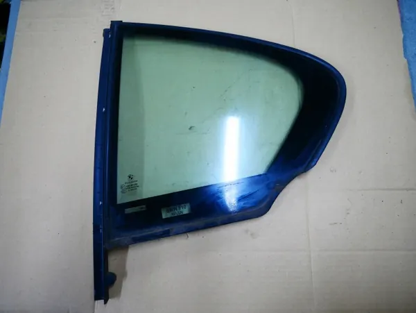 BMW F10 OEM 7311245 Ventana Lateral Trasera Izquierda image 2