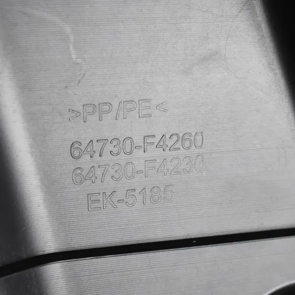 Painel Lateral Porta-Malas Direito Traseiro OEM 64730-F4260 Toyota C-HR image 5