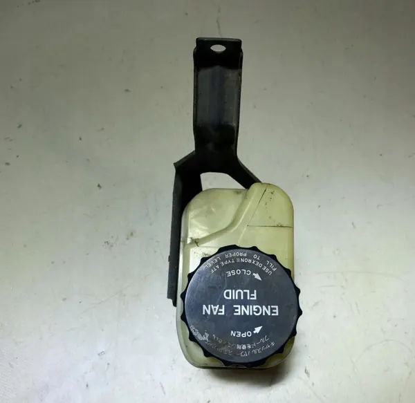 Lexus LS servostyrningsbehållare OEM 50010 (1994-2000) image 5