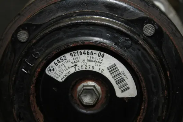 Compressore aria condizionata BMW F30 F10 F15 2.8D 2.0i 3.0D - 9216466 image 5