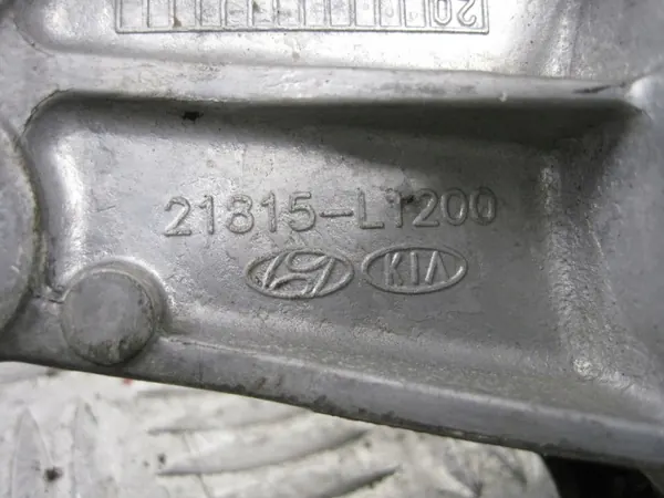 Support moteur OEM 21815-L1200 pour Kia Sorento IV image 5