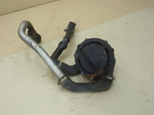 Sekundärluftpump OEM 1745170 för BMW E38 3.0 image 9