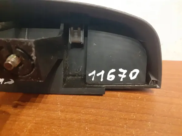 Feu stop Kia OE d'occasion OEM 11670 Carens II image 7