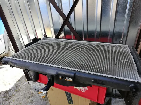 Radiador de agua Hyundai 2.5 CRDi 170CV H1 II 07-17 image 5