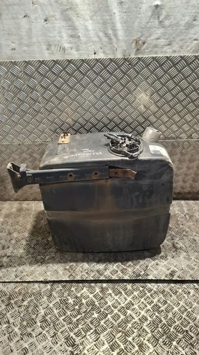 Iveco OE 41298228 AdBlue-tank - Gebruikt image 10