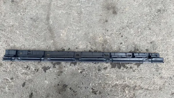 Renforcement Côté Gauche BMW 5 F10 F11 51777184777 image 1